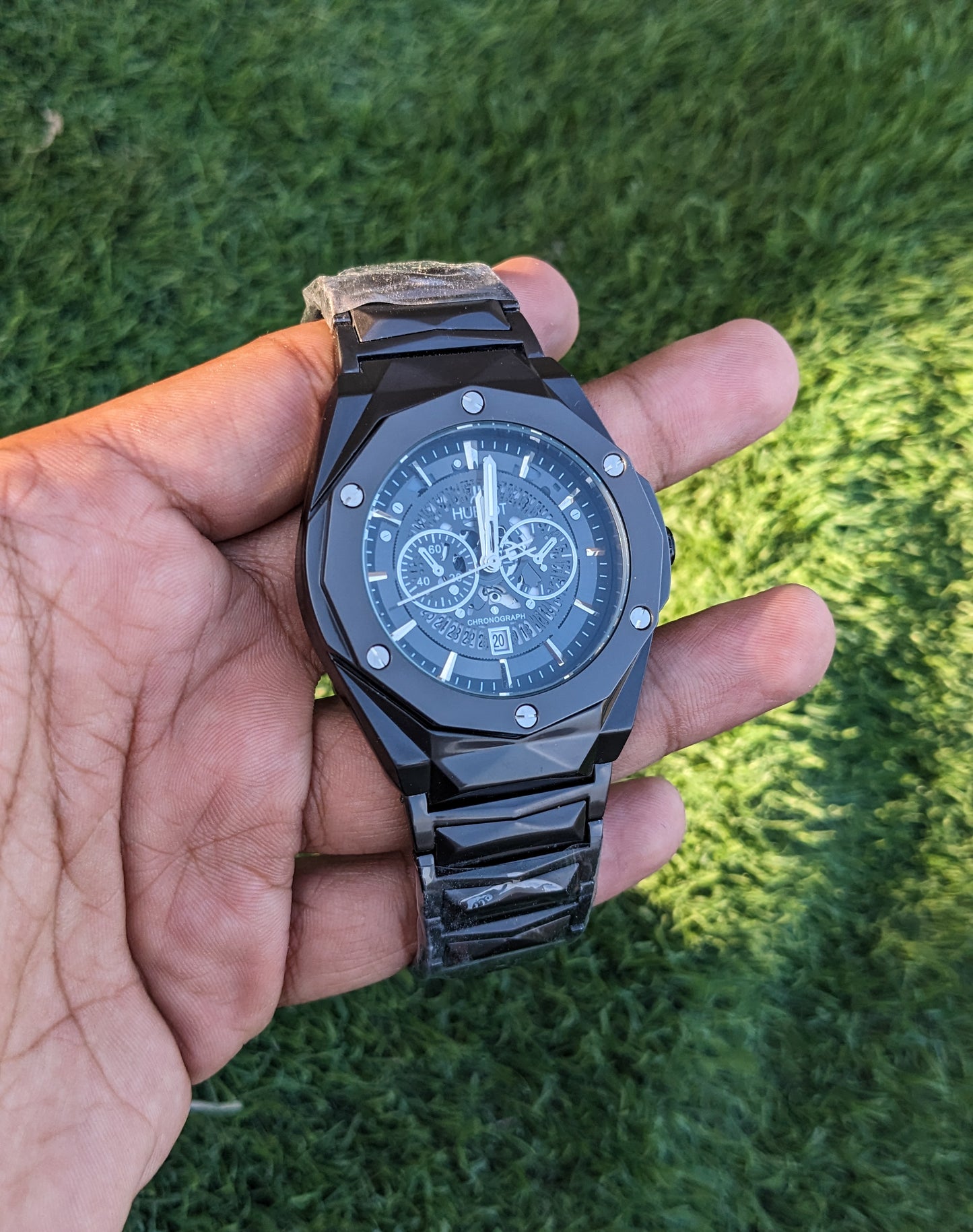 HB Diamond Cut Watch Black