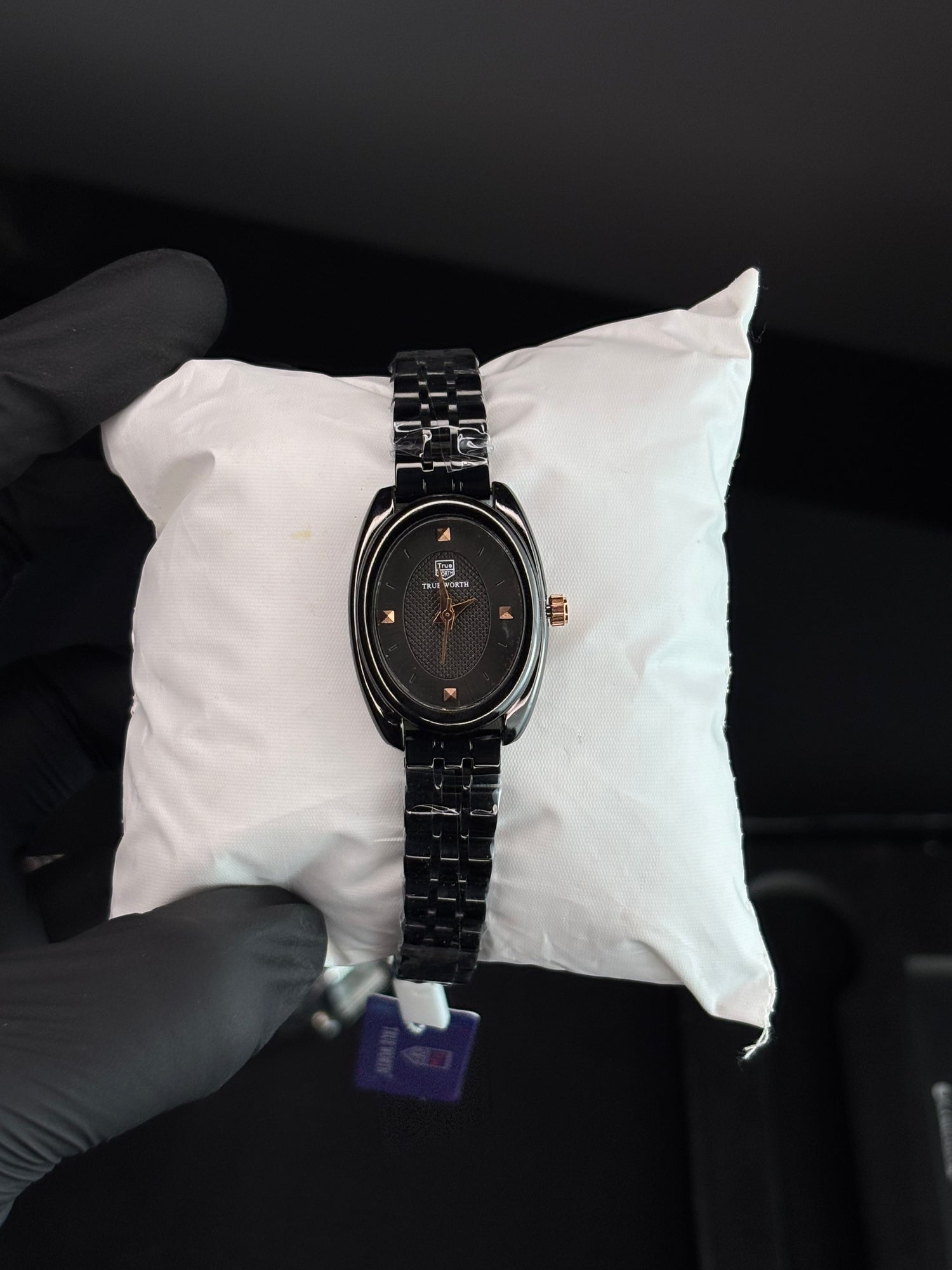 True Worth Oval Prestige Women Watch