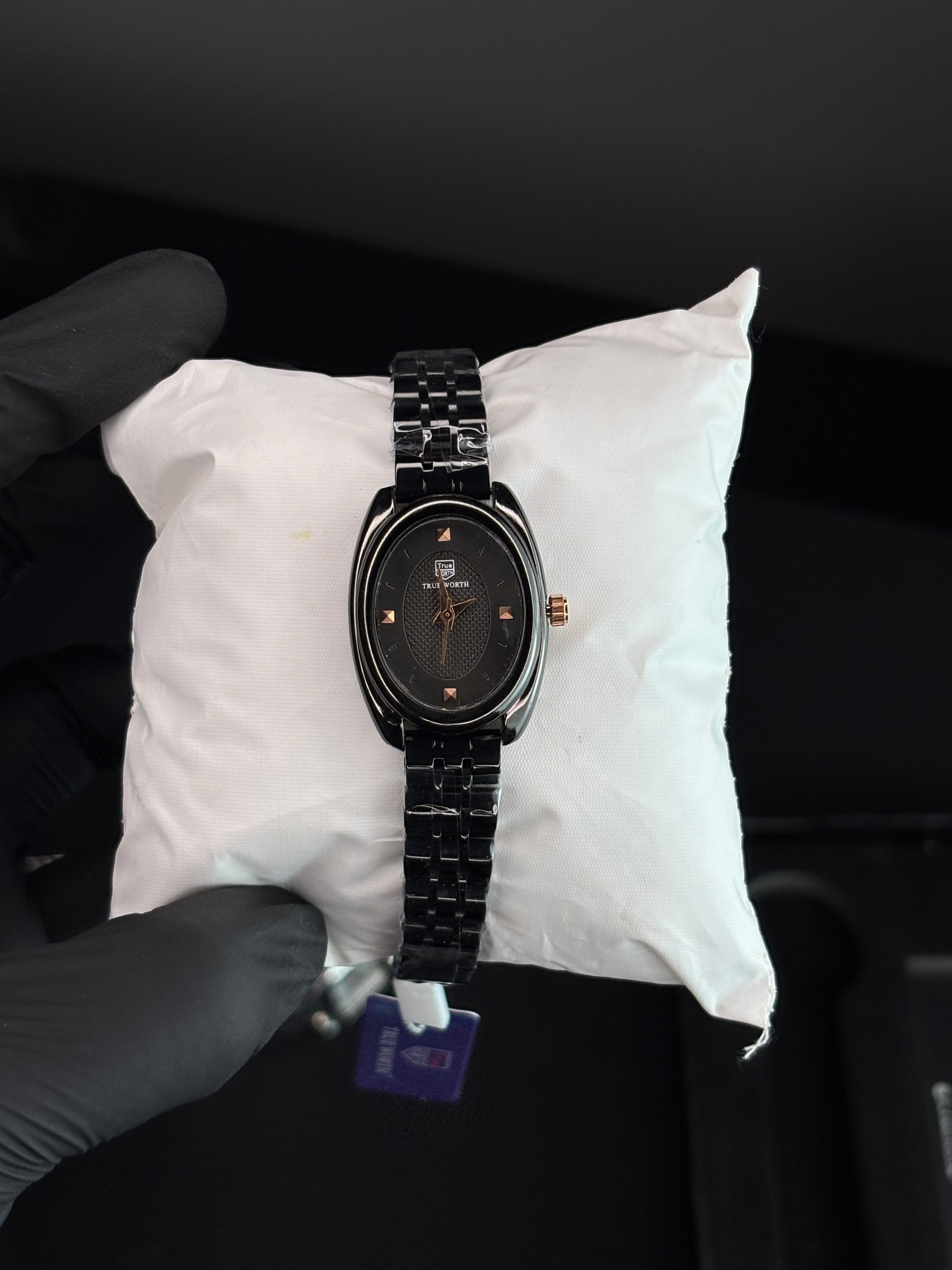 True Worth Oval Prestige Women Watch