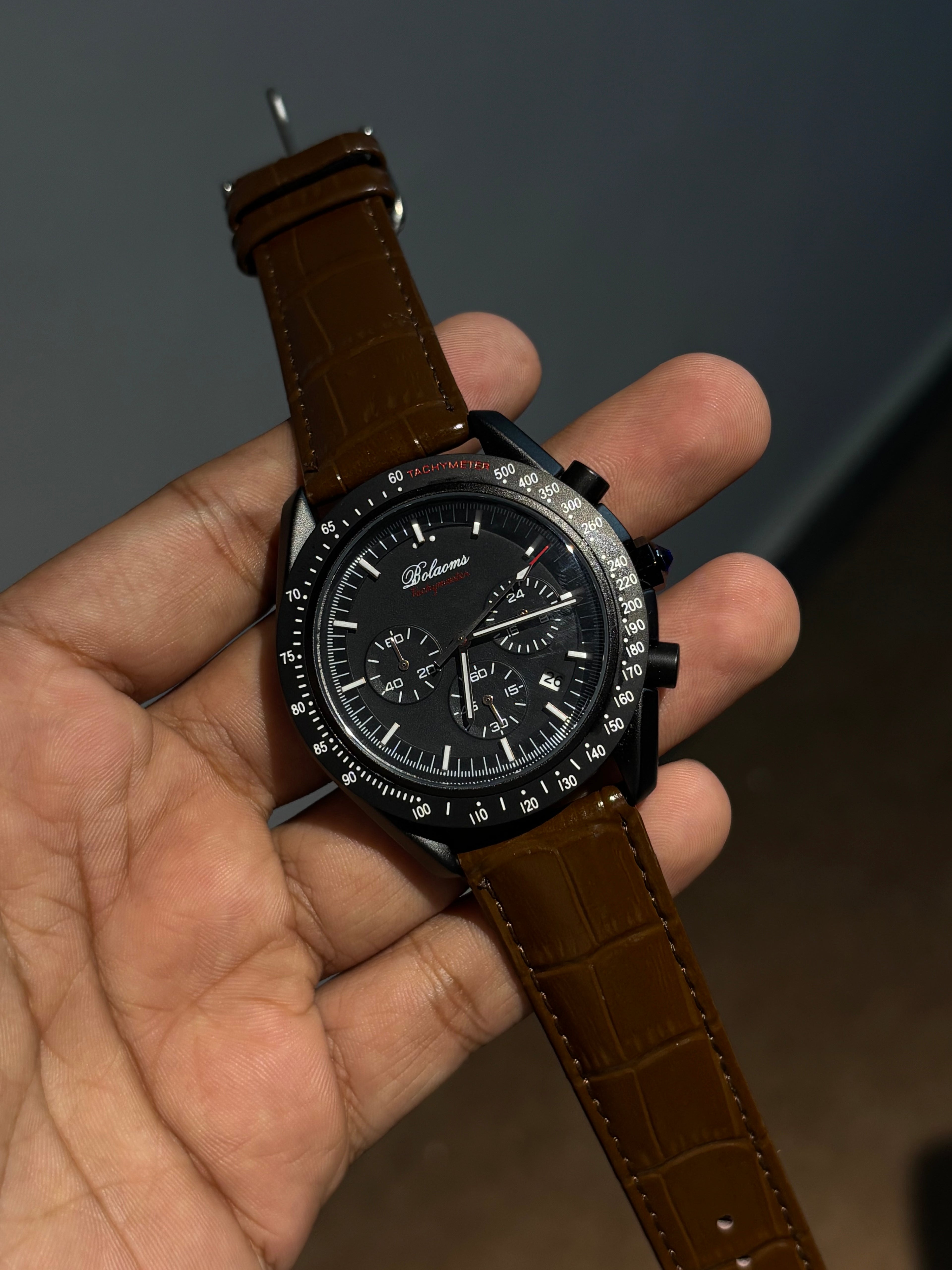 Bolaomo Racing Chronograph Leather Strap Watch