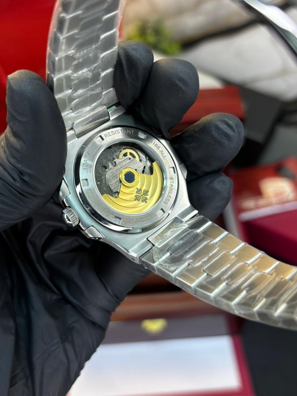 Patek Nautilus Automatic - Master Grade
