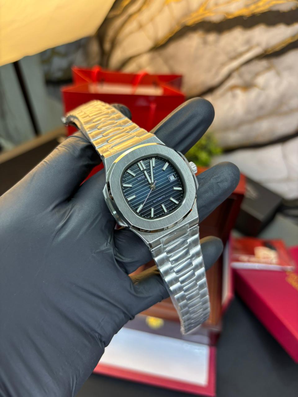 Patek Nautilus Automatic - Master Grade
