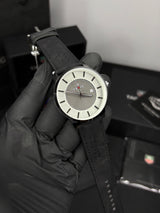 Trove Original Quartz Leather Strap Watch