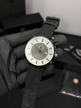 Trove Original Quartz Leather Strap Watch