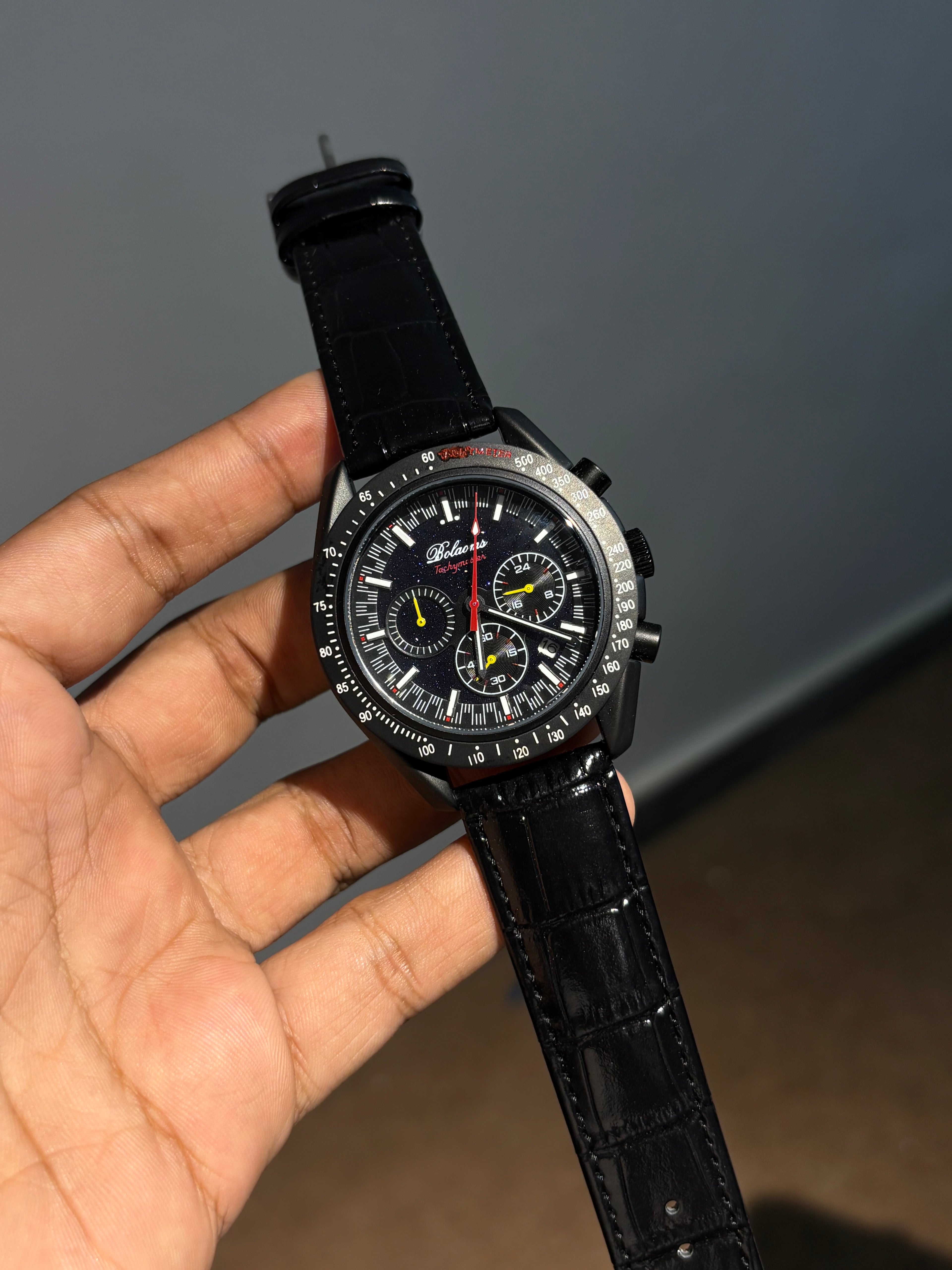 Bolaomo Racing Chronograph Leather Strap Watch