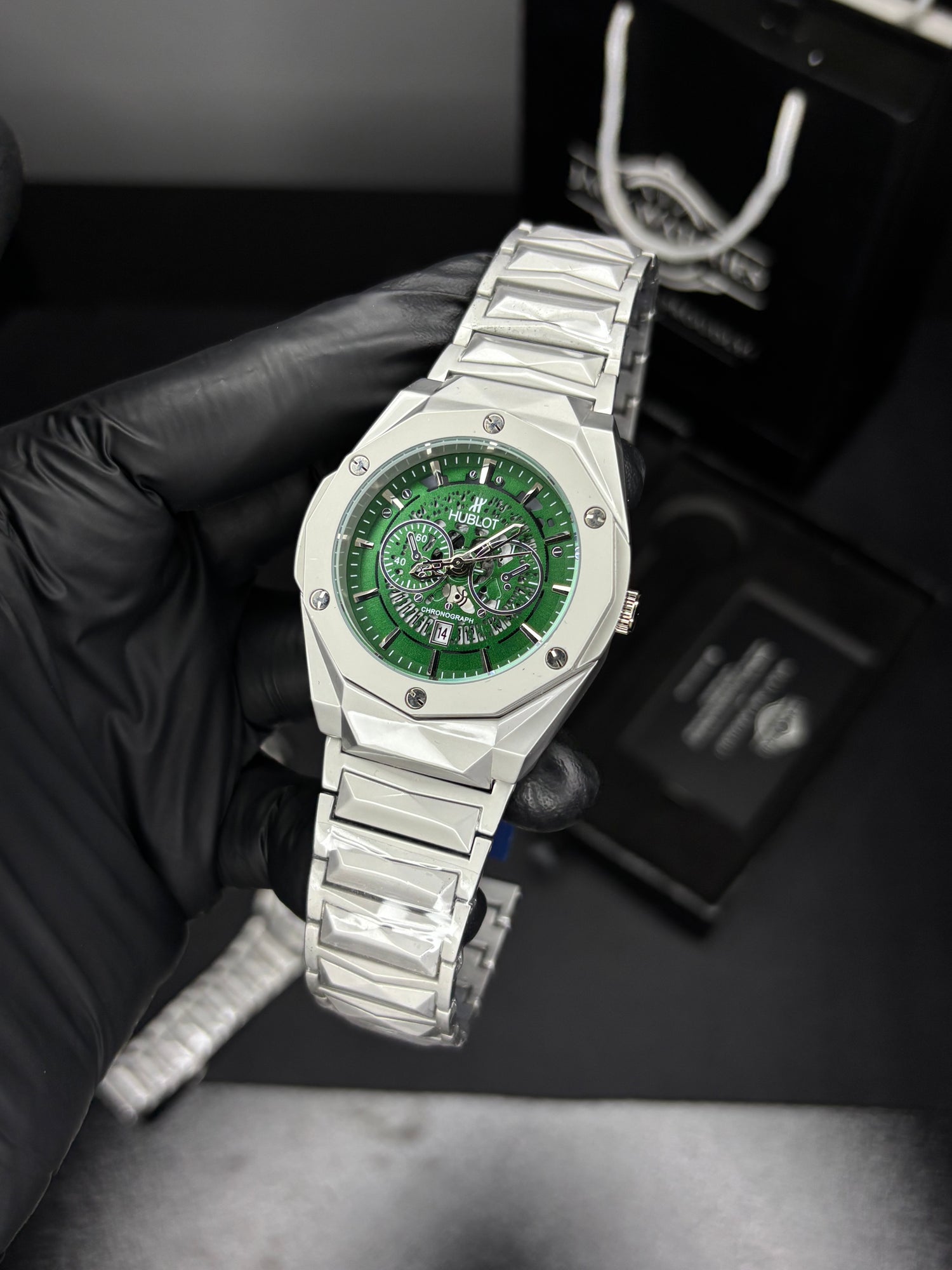 HB Diamond Cut Quartz