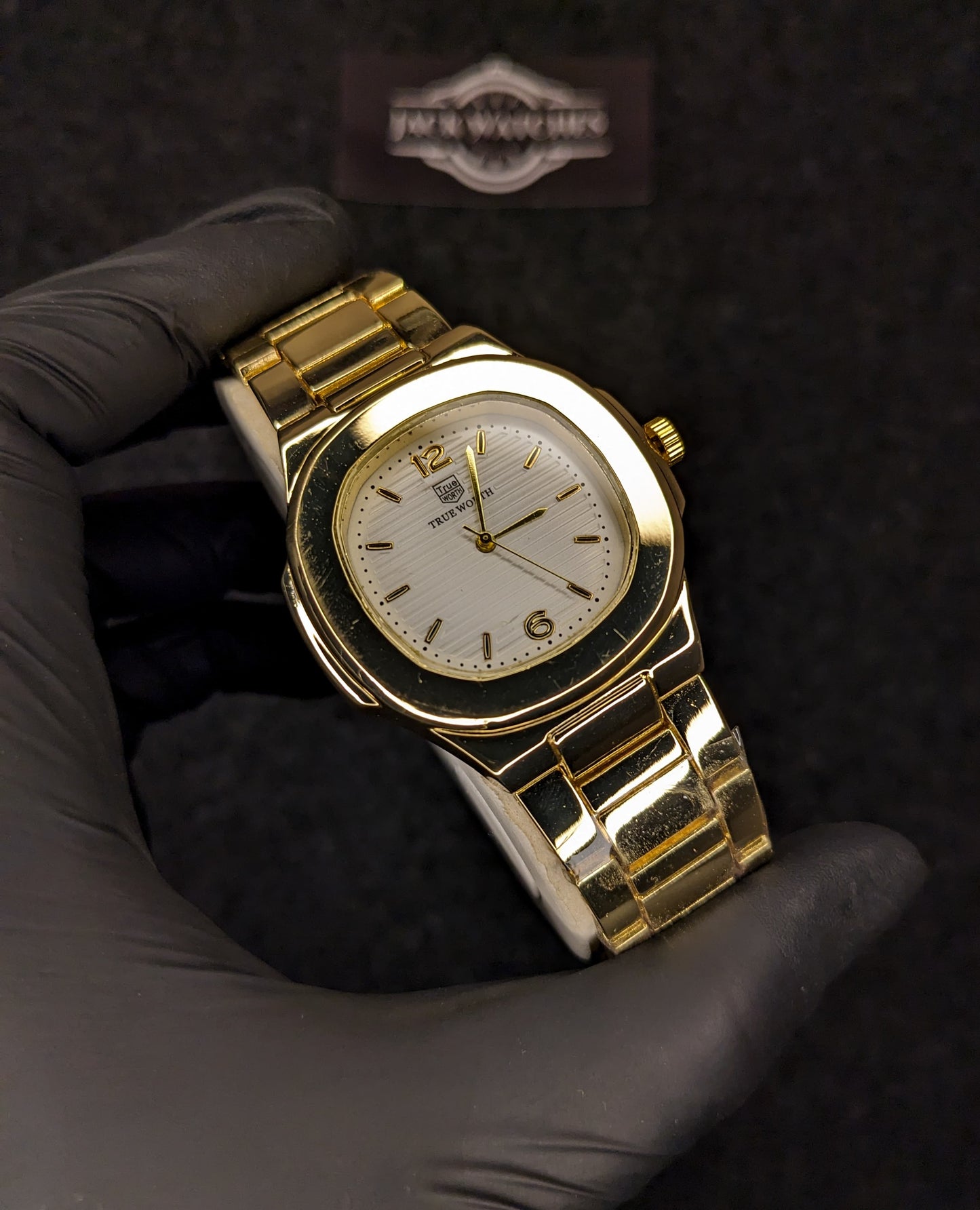 True Worth Nautilus Watch - Golden With White Dial