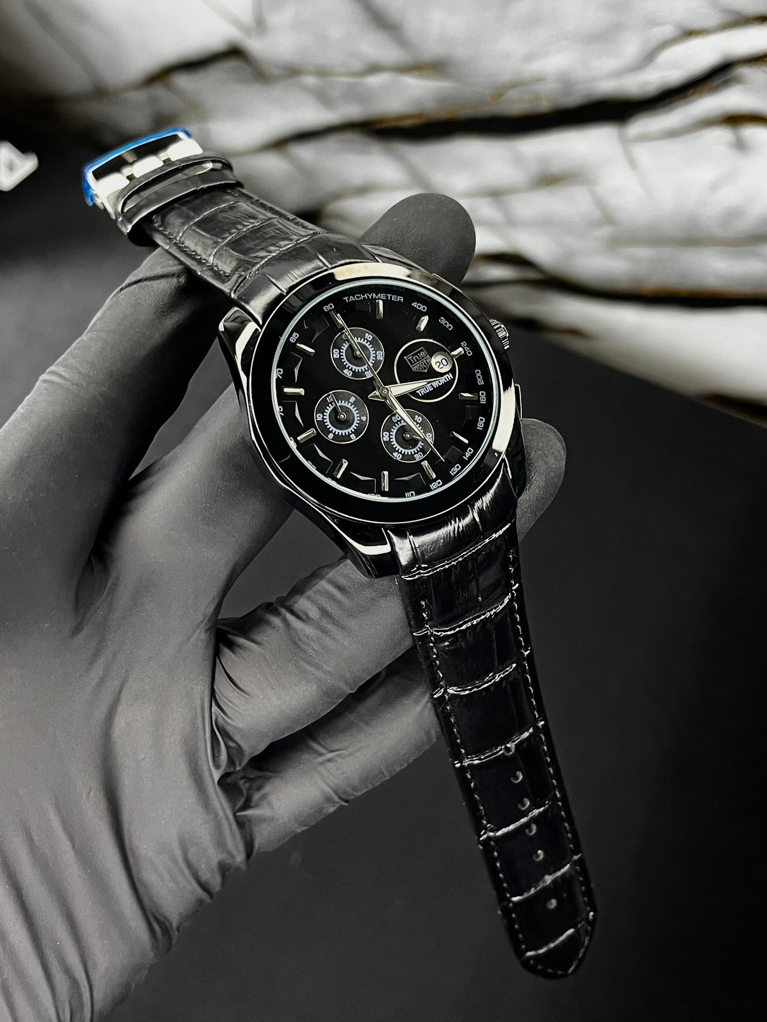 True Worth Original Chronograph Leather Strap Watch - Full Black