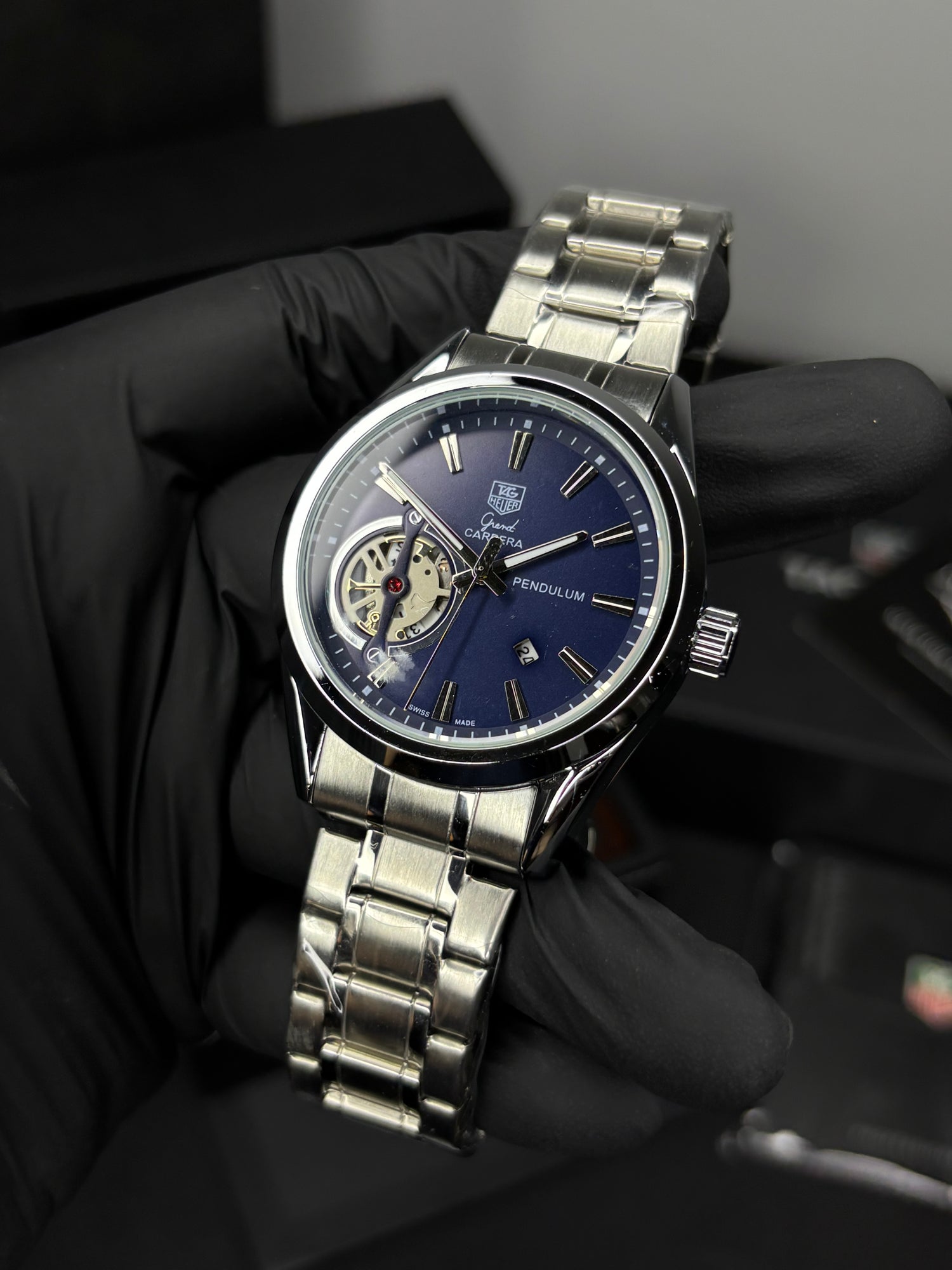 TH Calibre 5 Semi-Auto (Quartz)