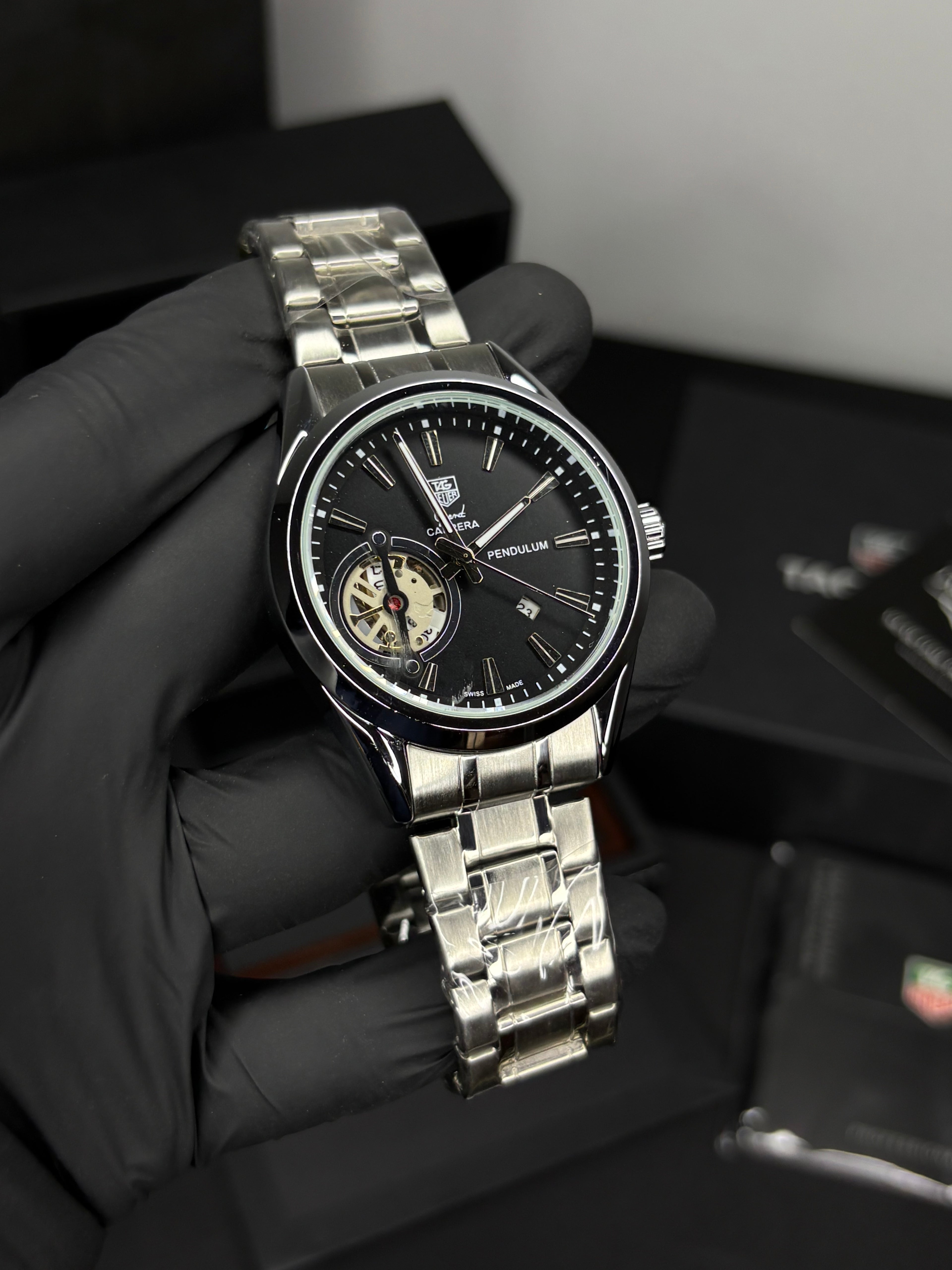 TH Calibre 5 Semi-Auto (Quartz)
