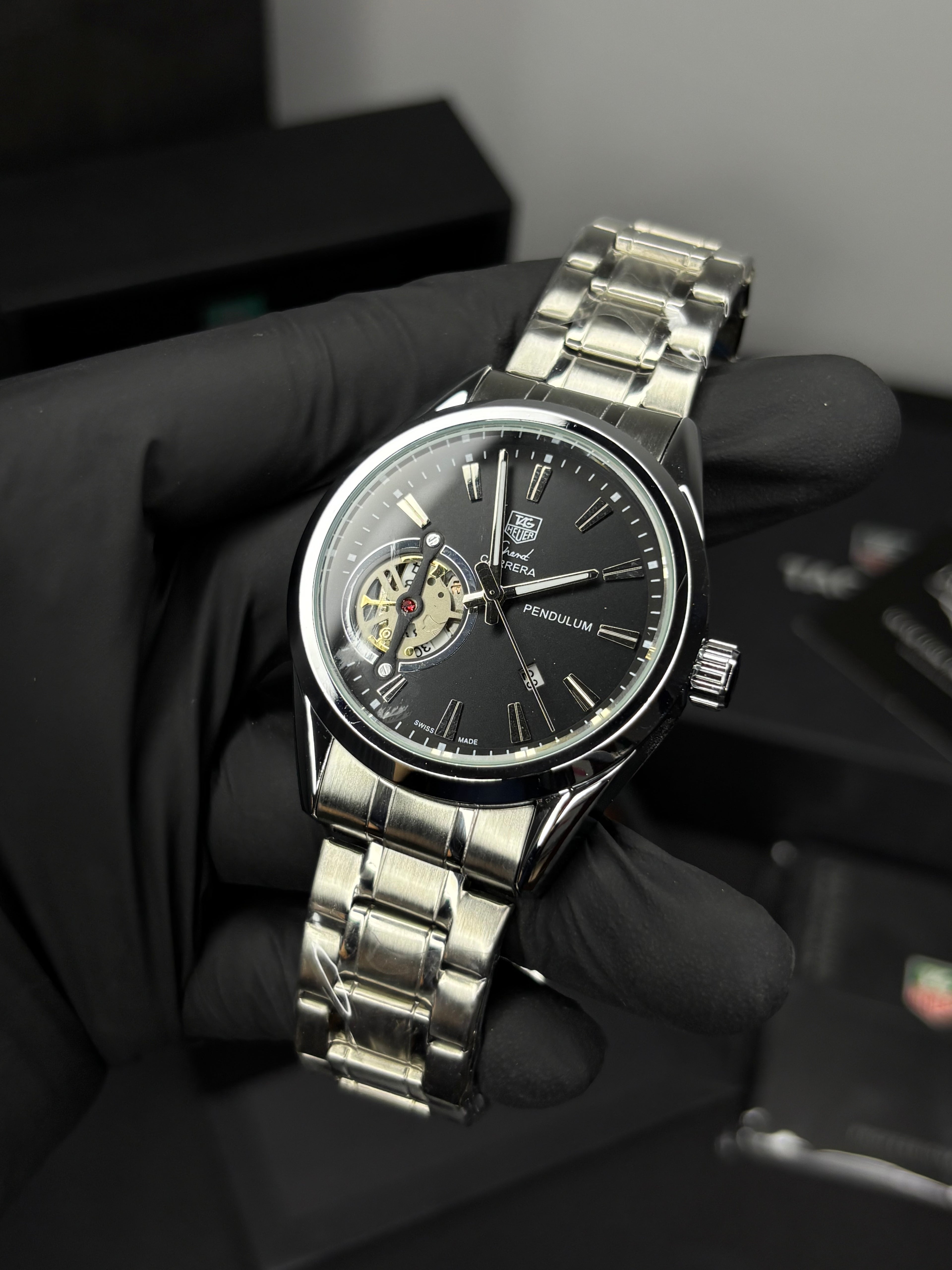 TH Calibre 5 Semi-Auto (Quartz)