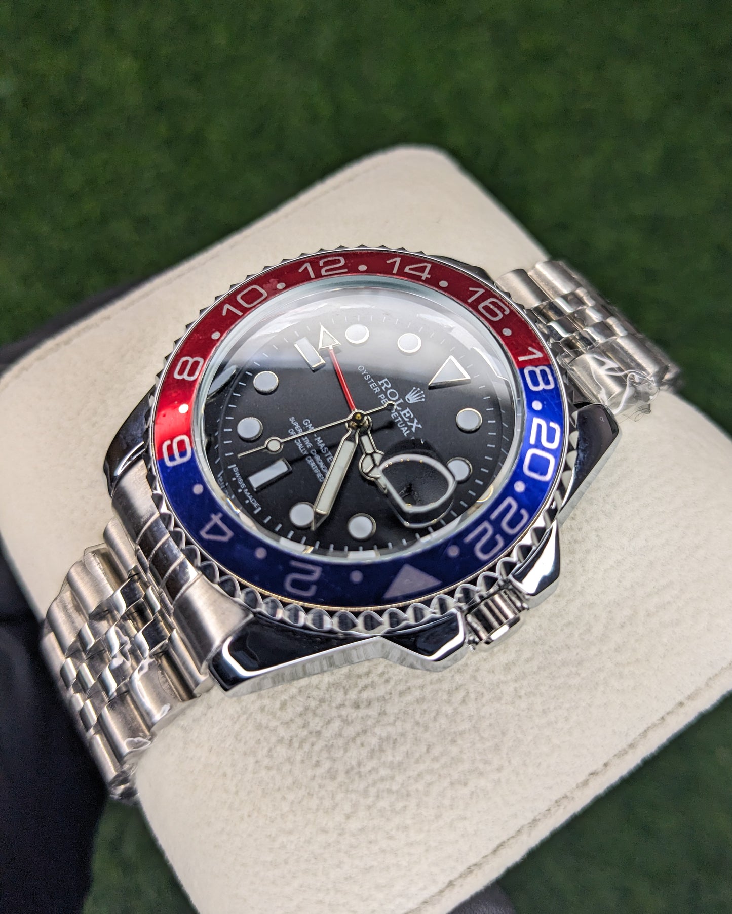 RLX GMT Master II In Silver Color with Blue-Red Bezel