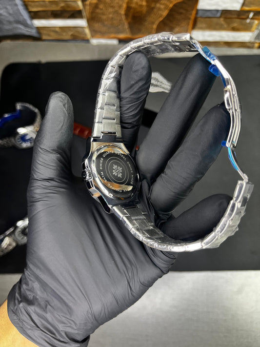 Patek Nautilus Quartz Watch - Blue Dial